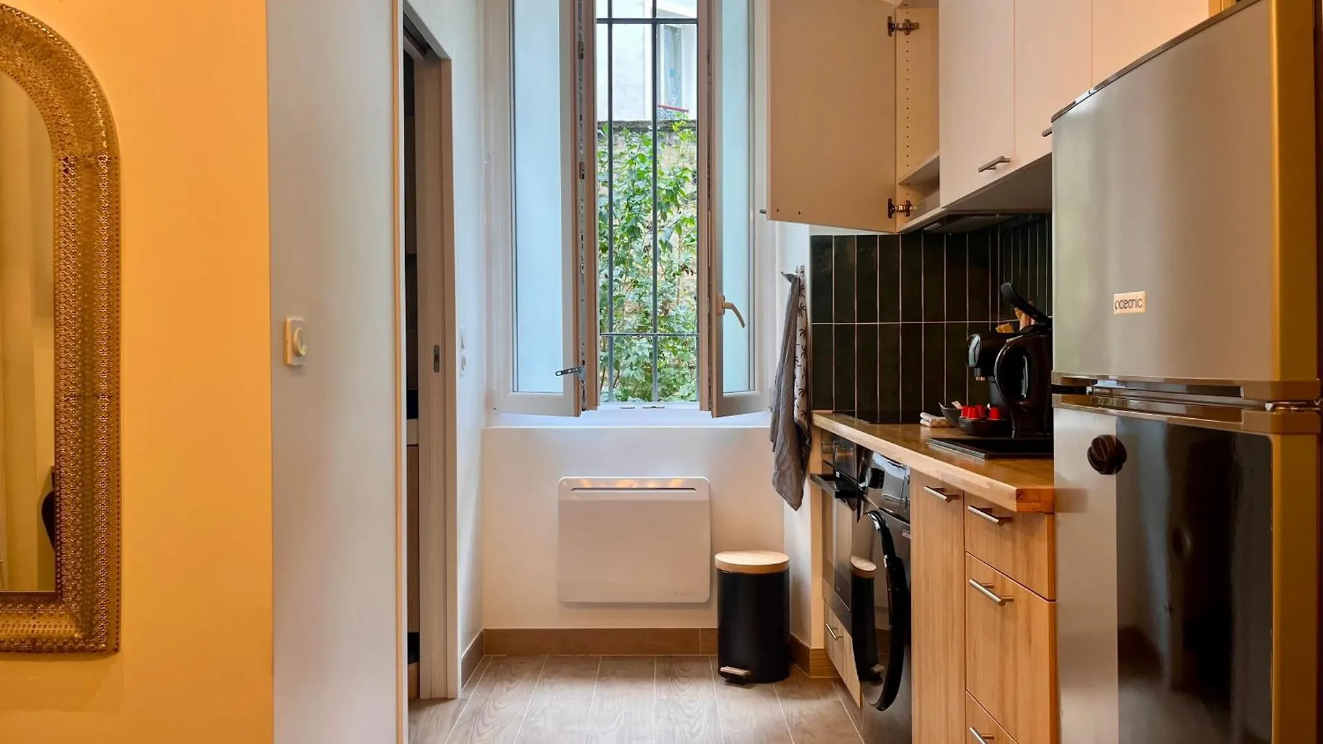 Fully Equipped Studio - 4 Mins From The Metro Paris France